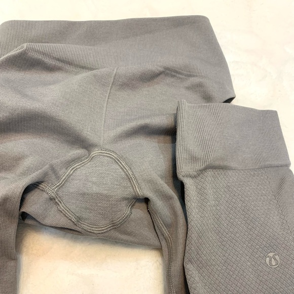 Lululemon Ebb To Street Seamless Legging Gray - Picture 6 of 10